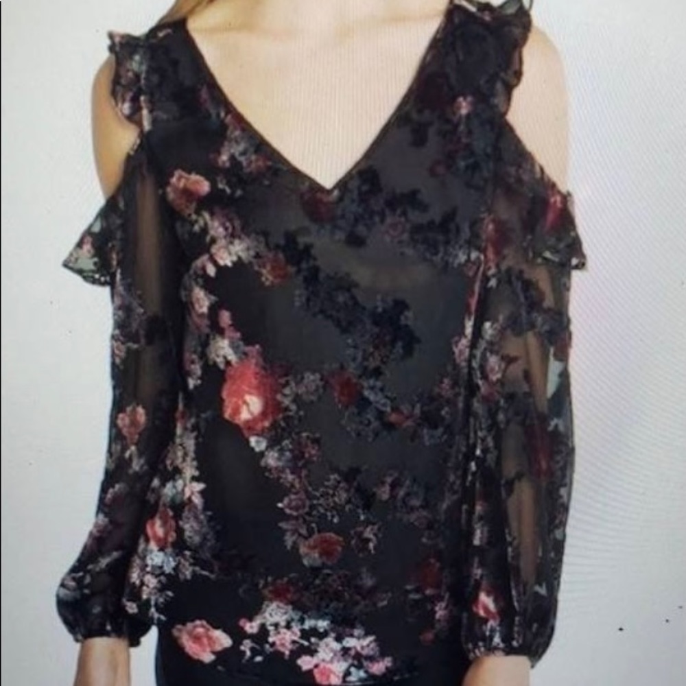 White House black market blouse